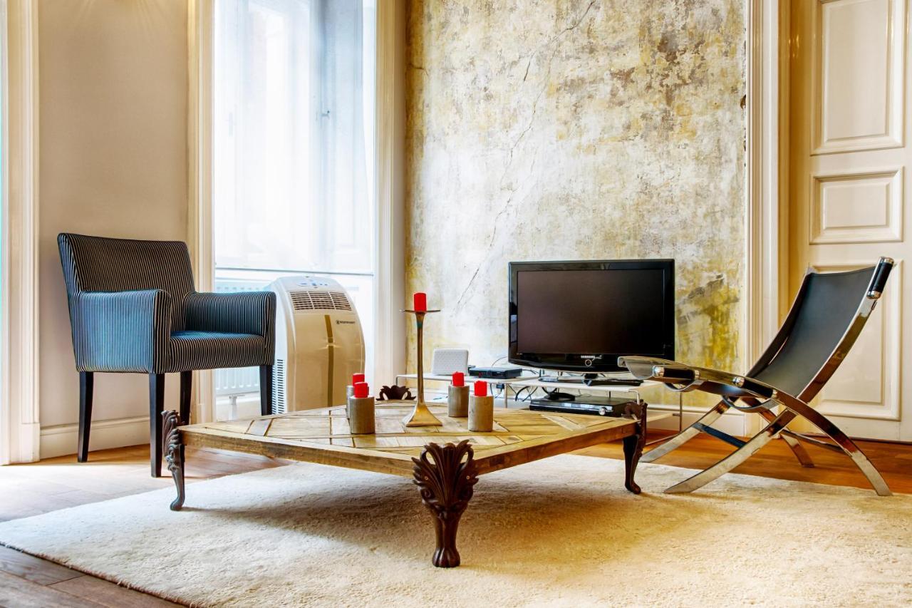 Central Capital Apartments 2 Budapest Luaran gambar