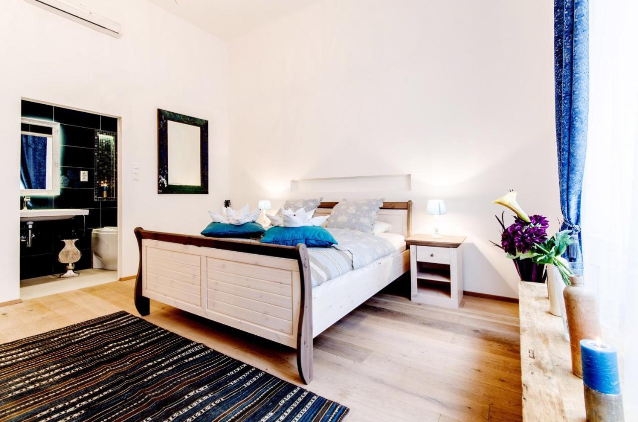 Central Capital Apartments 2 Budapest Luaran gambar