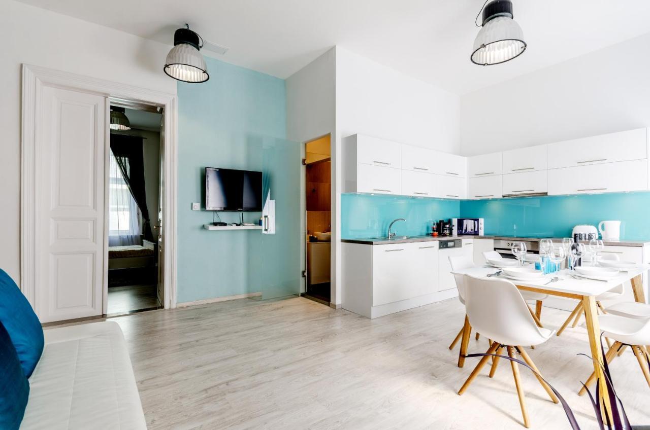 Central Capital Apartments 2 Budapest Luaran gambar