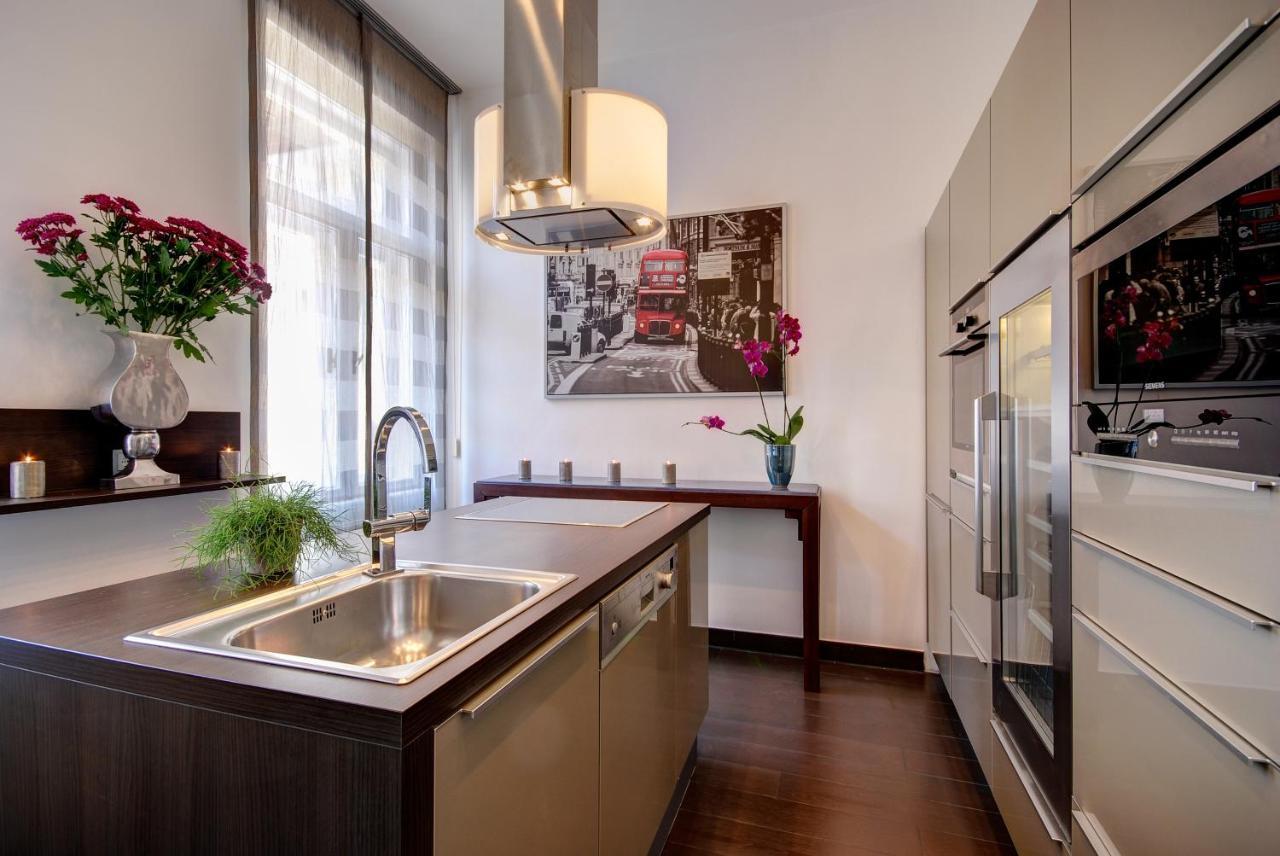 Central Capital Apartments 2 Budapest Luaran gambar