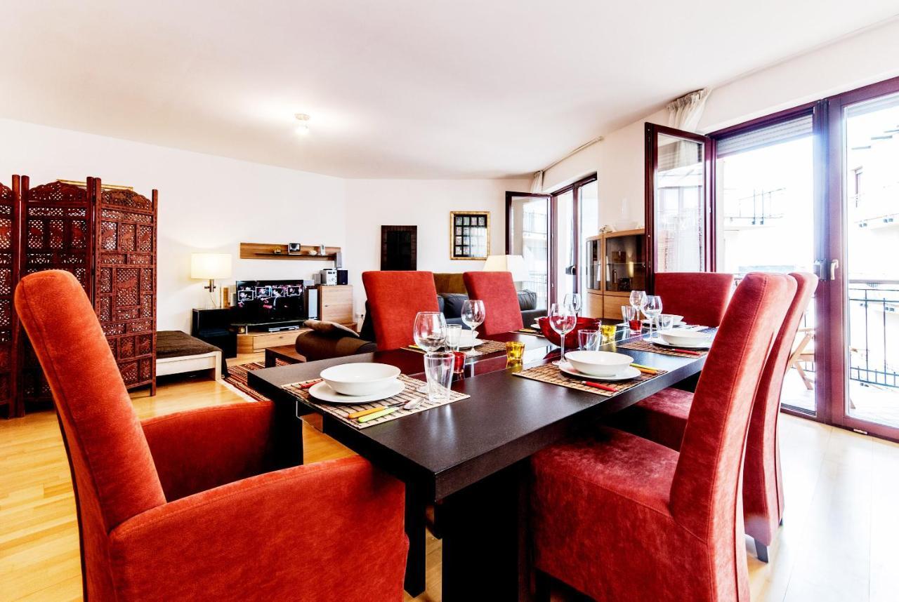 Central Capital Apartments 2 Budapest Luaran gambar
