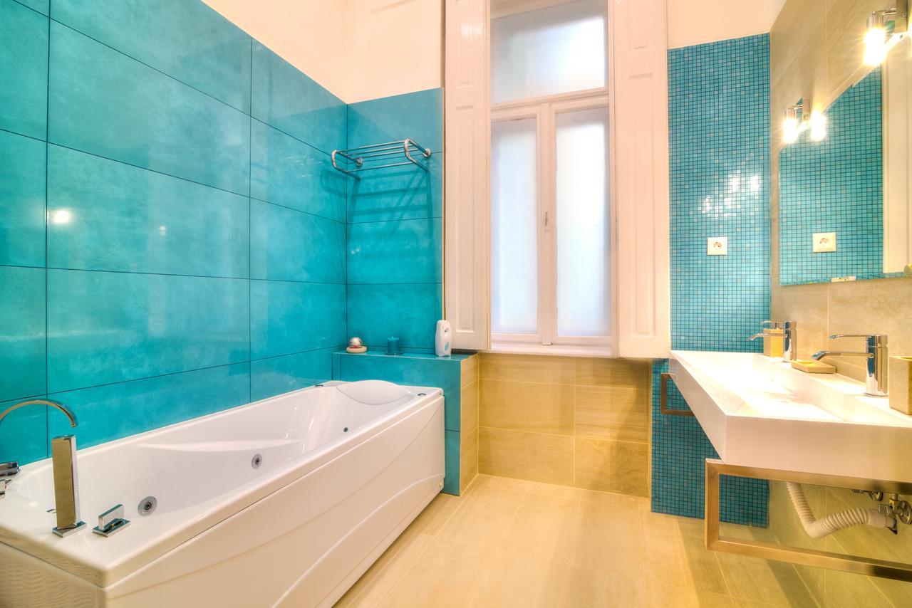 Central Capital Apartments 2 Budapest Luaran gambar