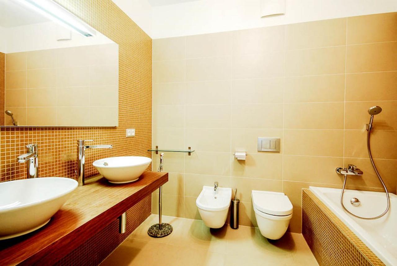 Central Capital Apartments 2 Budapest Luaran gambar